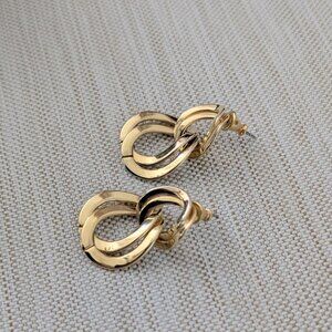 Gold Tone Double Link Vintage Post Earrings Timeless Classic American VTG -Hygge